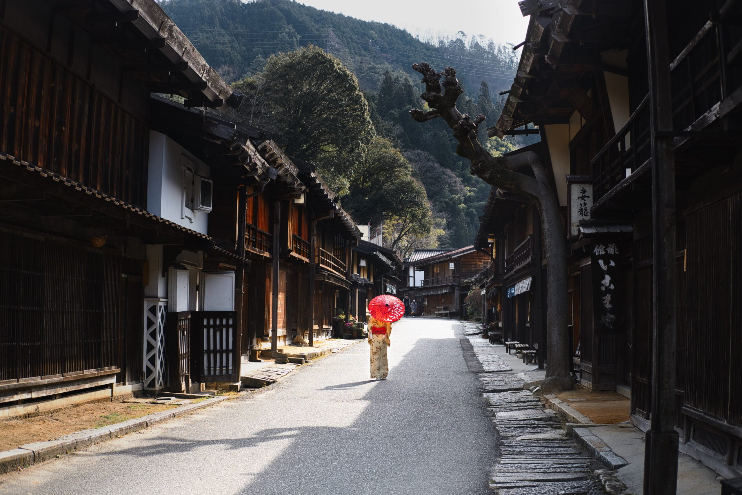 Reizen naar Japan met kinderen – Kitsune Travel Japans straatje
