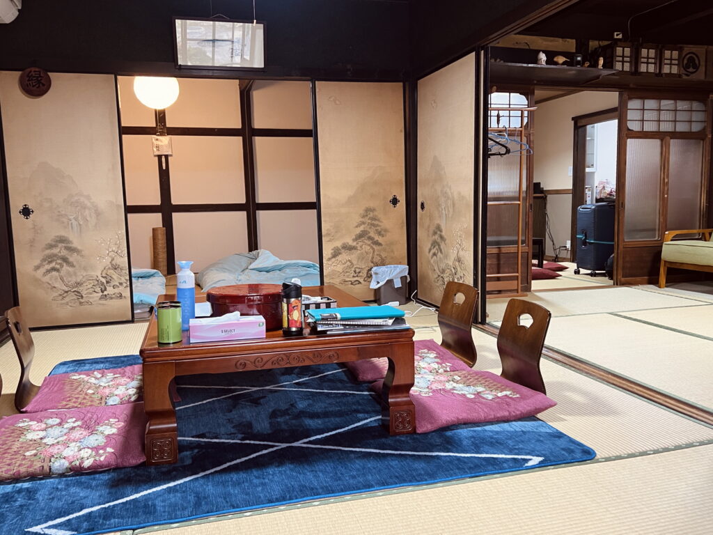 Is Japan een duur land? – Kitsune Travel AirBnB Makicho