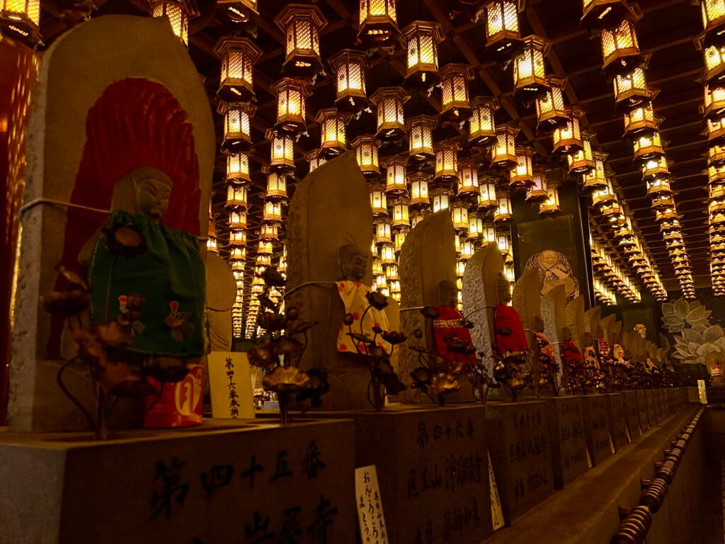 Hiroshima met kinderen – Kitsune Travel Daisho in Tempel Miyajima 2