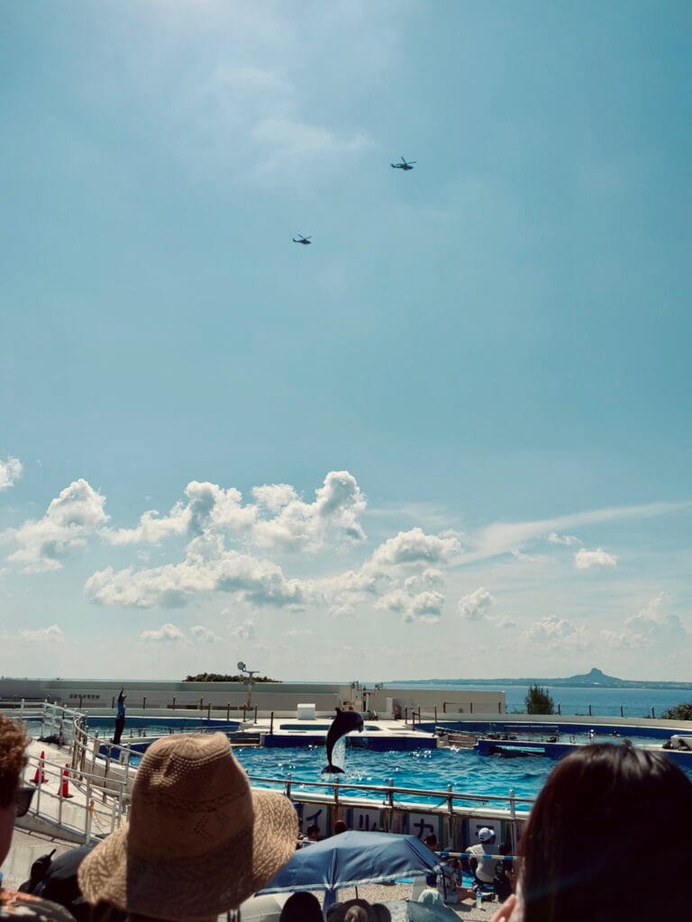 Okinawa met kinderen – Kitsune Travel Okinawa - Helicopters bij Aquarium