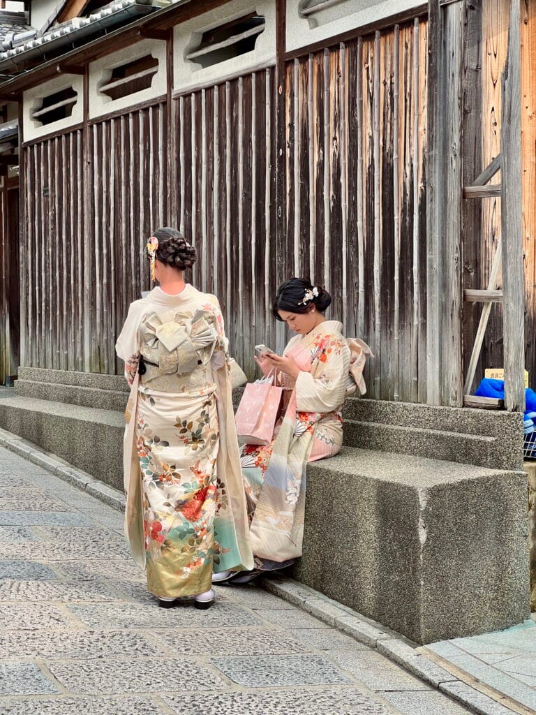 Kyoto met kinderen – Kitsune Travel Kyoto - Dressed up
