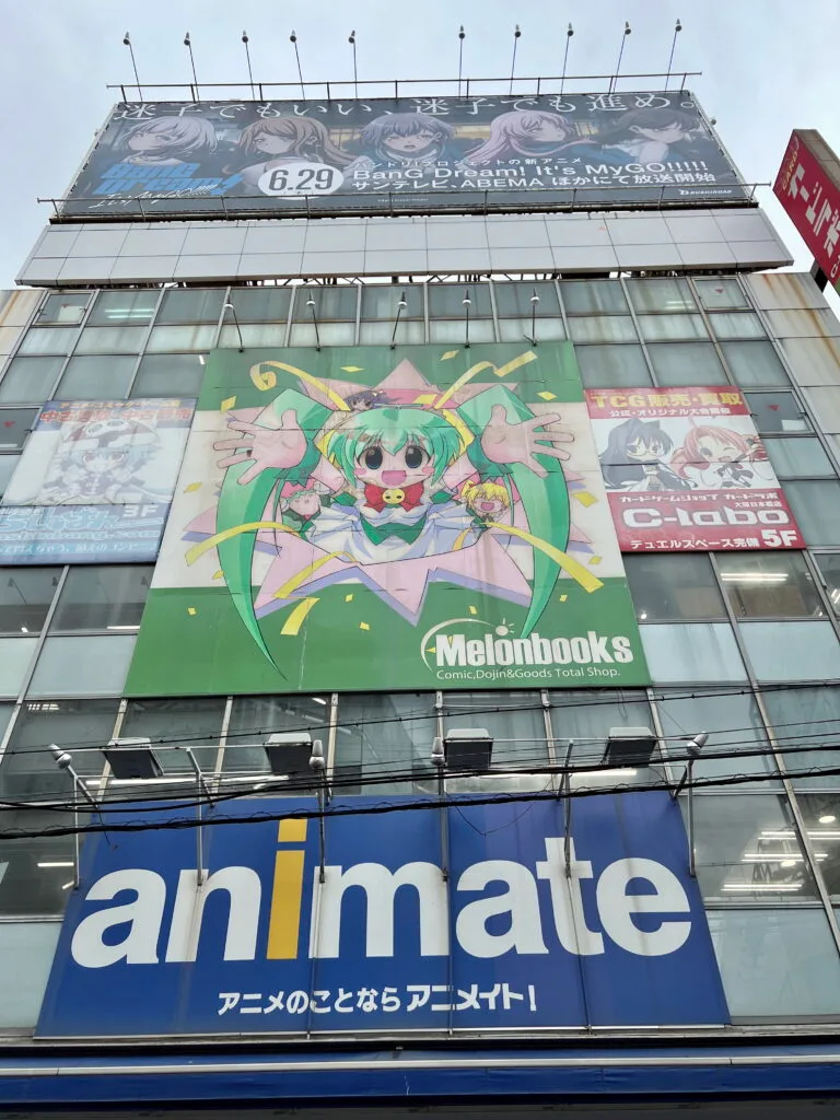 Osaka met kinderen – Kitsune Travel Osaka Animate
