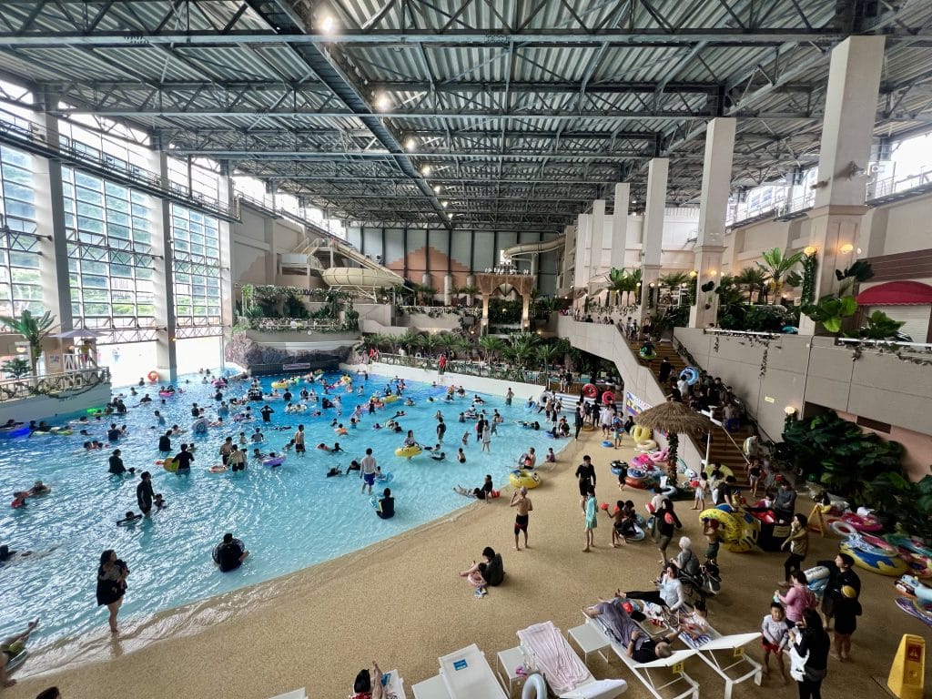 Beppu met kinderen – Kitsune Travel Beppu Aquabeat