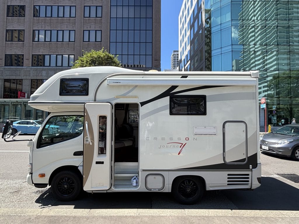 Met de camper door Japan: dit moet je weten over camperen en michi-no-eki – Kitsune Travel Camper 1
