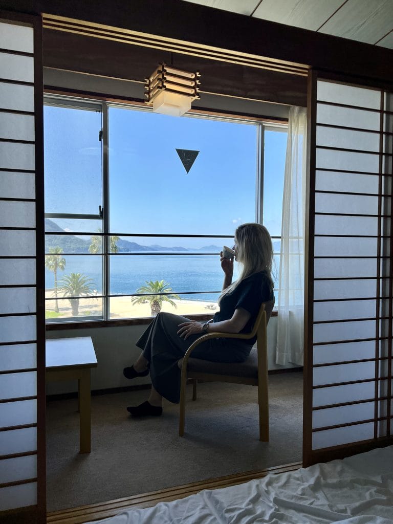Okunoshima: Konijneneiland met kinderen – Kitsune Travel Kyukamura Okunoshima2