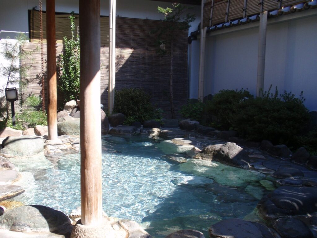 Onsen met kinderen Japan: regels, tips en de beste onsensteden – Kitsune Travel onsen met kinderen